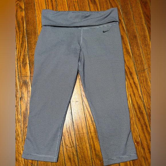 Leggings - Picture 1 of 5